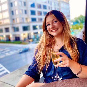 Meet your Posher, Rachel
